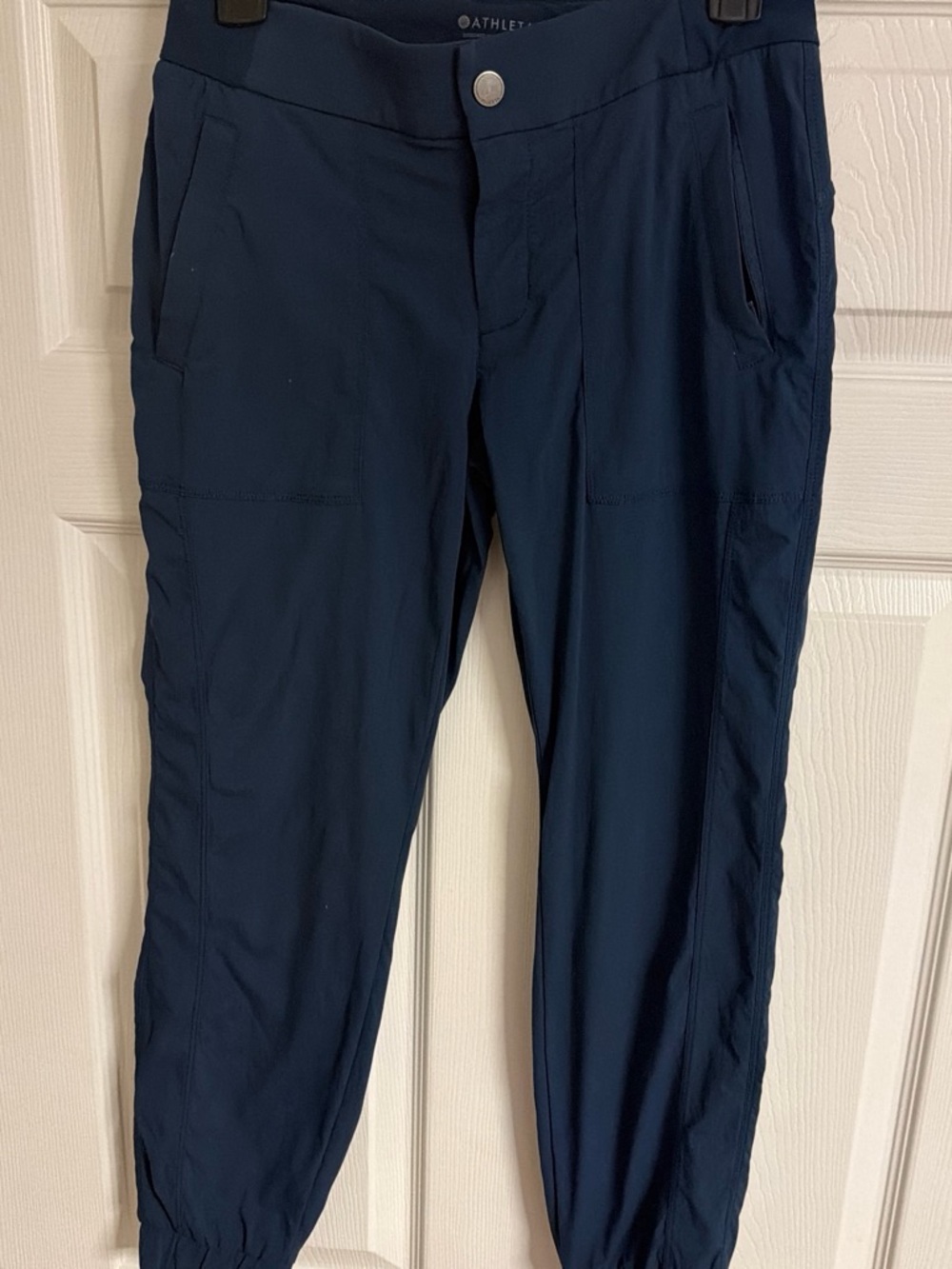 Athleta women Dark Navy Performance Joggers